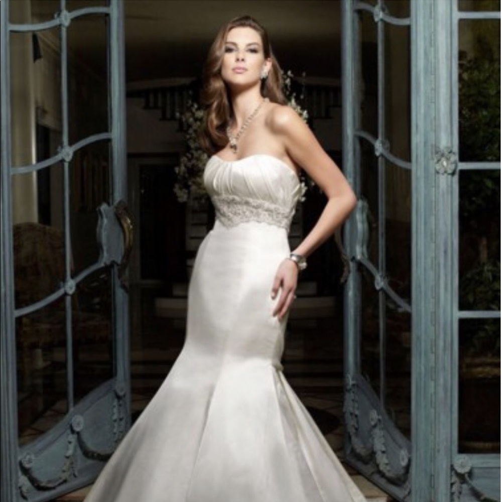 Casablanca wedding dress